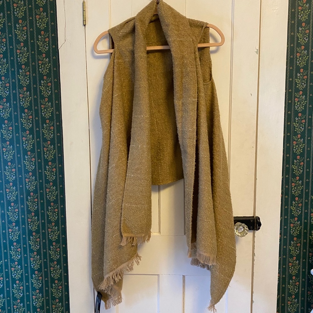 Express sleeveless cardigan